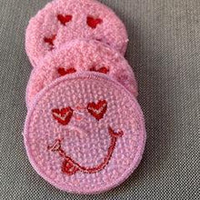 Load image into Gallery viewer, Smiley Face with Heart Eyes Patch