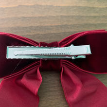 Load image into Gallery viewer, Back clip. Velvet Bow Hair Clip