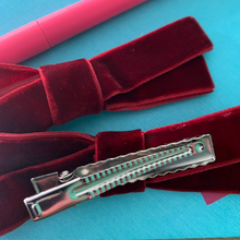 Load image into Gallery viewer, Velvet Bow Hair Clips