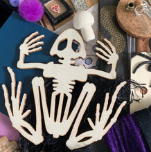 Load image into Gallery viewer, Magpie Box — Curated Craft Destash Kit
