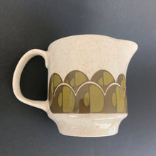 Load image into Gallery viewer, Arklow Set 6 Creamer — Vintage Irish Pottery, 1970s
